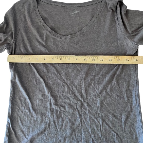 Loft basic long sleeve tee, size medium - Picture 6 of 9